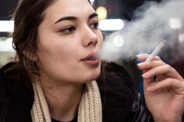 Does Nicotine Cause Acne